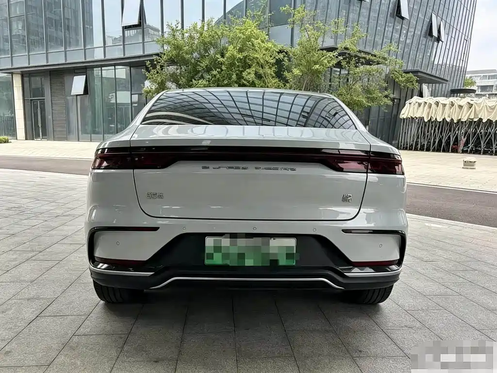 BYD Han — миниатюра 8