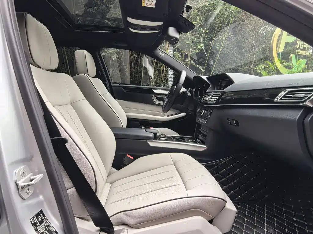 Mercedes-Benz E-Class — миниатюра 12