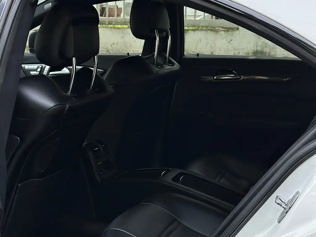 Mercedes-Benz CLS AMG — миниатюра 12