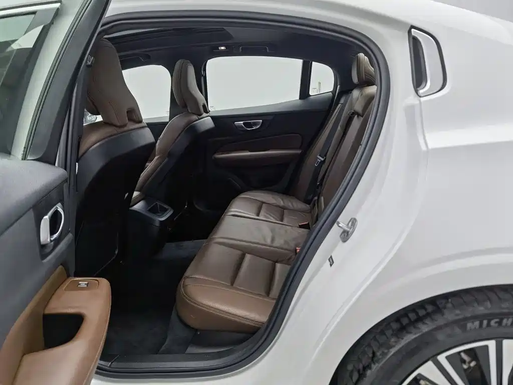 Volvo S60 — миниатюра 15