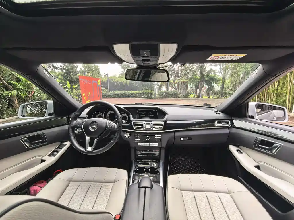 Mercedes-Benz E-Class — миниатюра 16