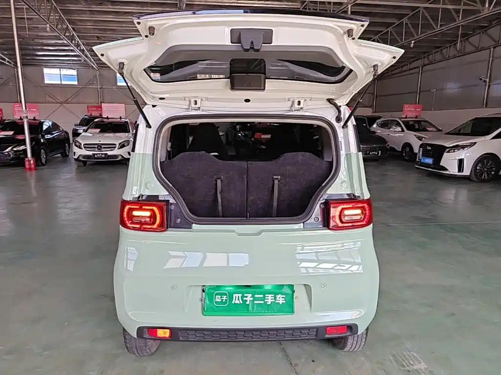 Wuling MINIEV — миниатюра 19