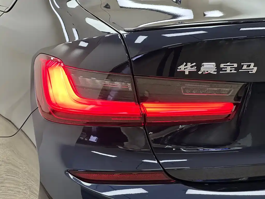BMW 3 Series — миниатюра 12