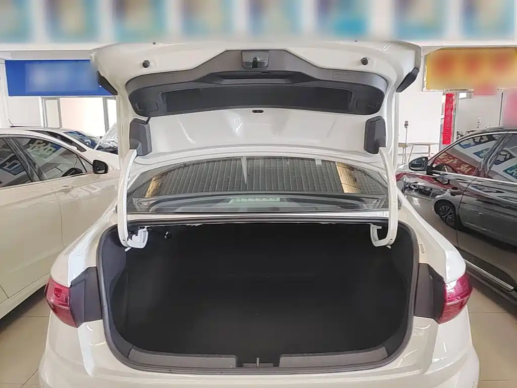 Volkswagen Sagitar — миниатюра 19