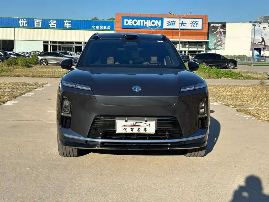 NIO ES8 — миниатюра 2