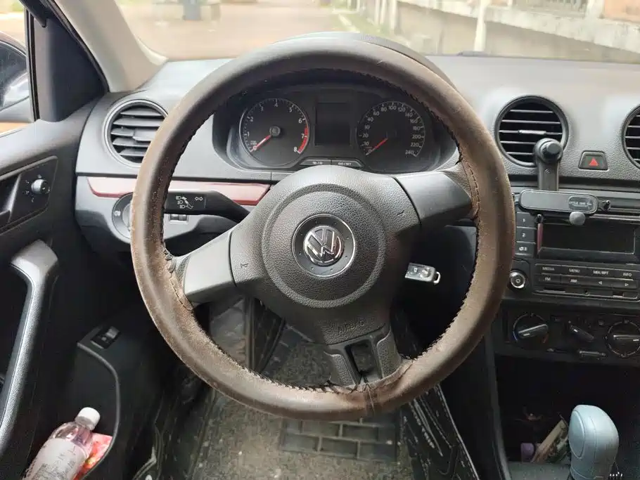 Volkswagen Jetta — миниатюра 15