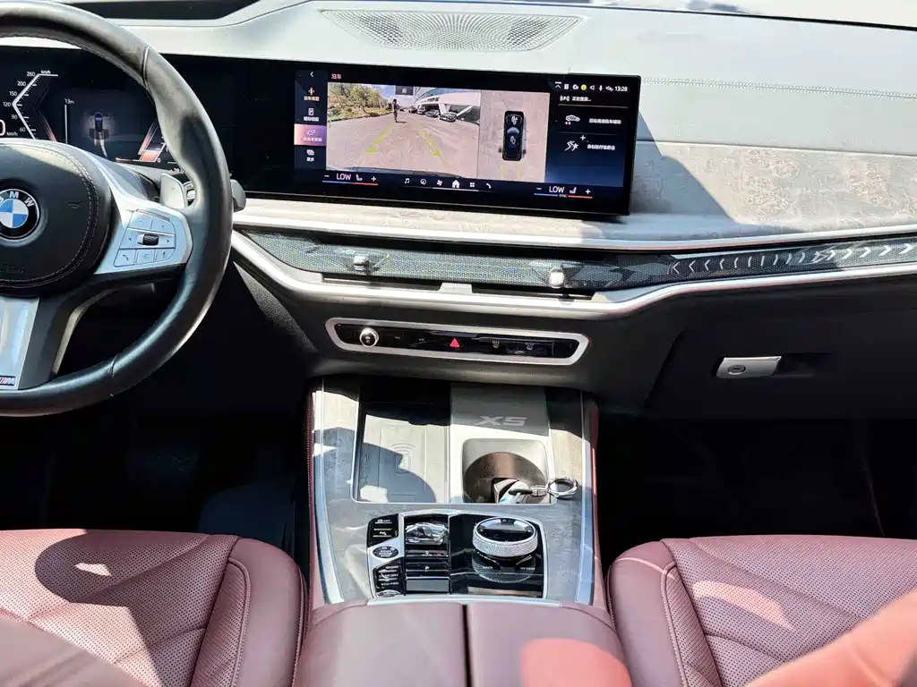 BMW X5 — миниатюра 7