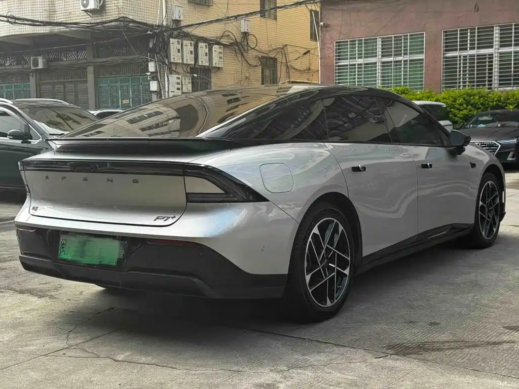 XPeng P7+ — миниатюра 7