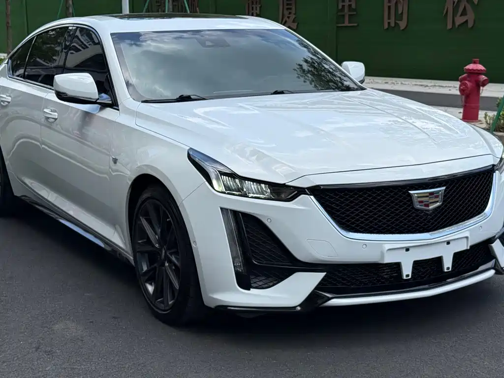 Cadillac CT5 — миниатюра 3