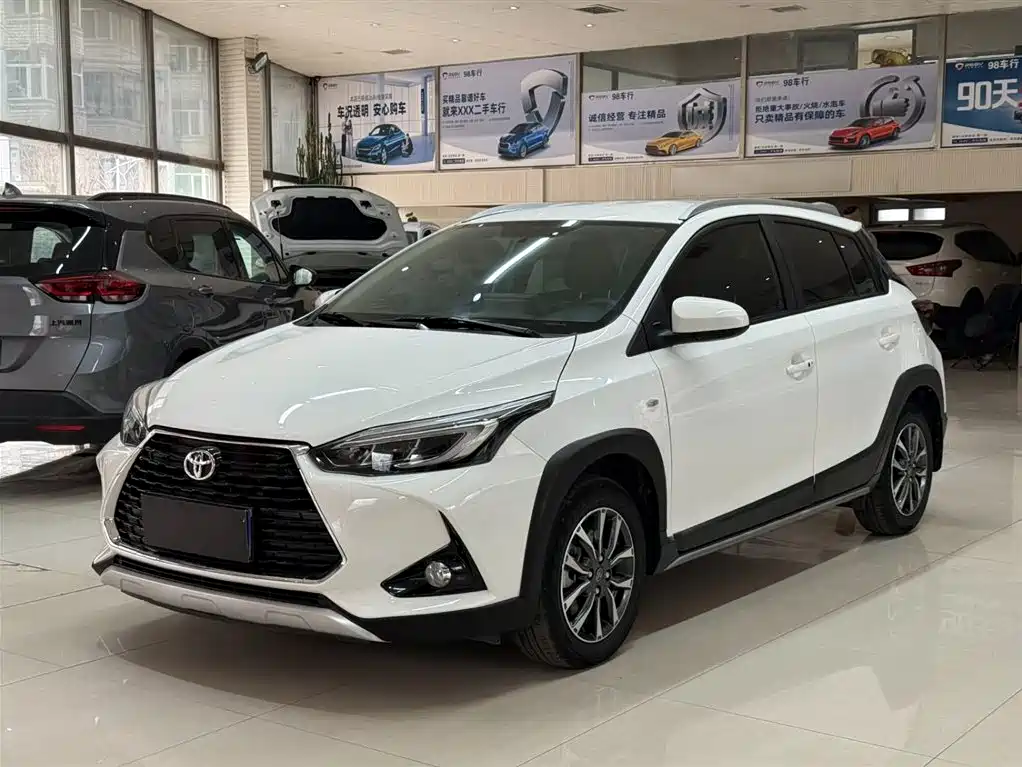 TOYOTA YARIS L ZHIXUAN