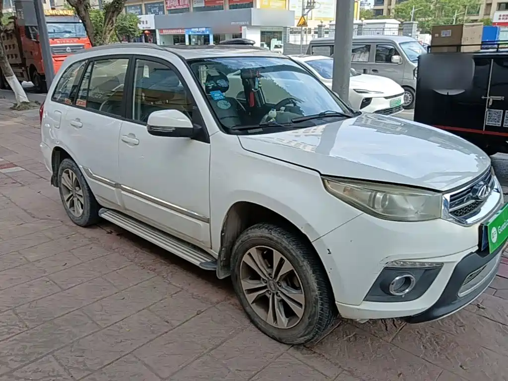 Chery Tiggo 3 3 2015 1.6L MT Sport