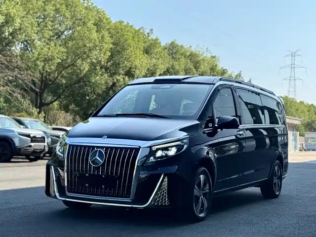 MERCEDES-BENZ VITO 2025