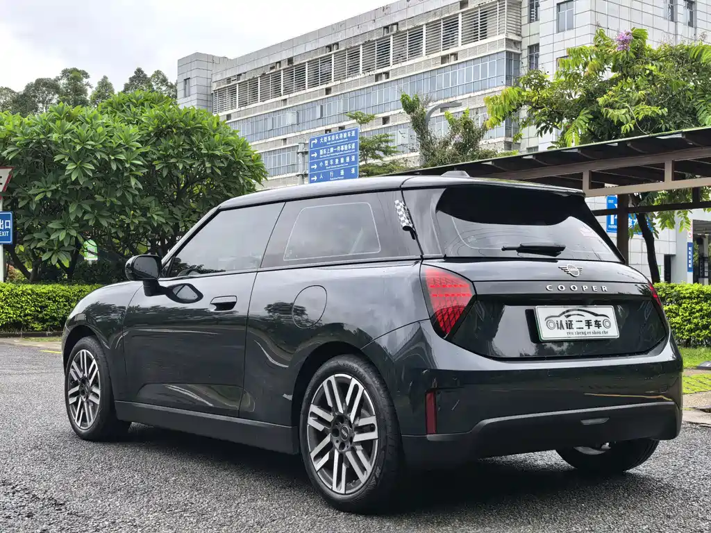 MINI MINI COOPER EV — миниатюра 9