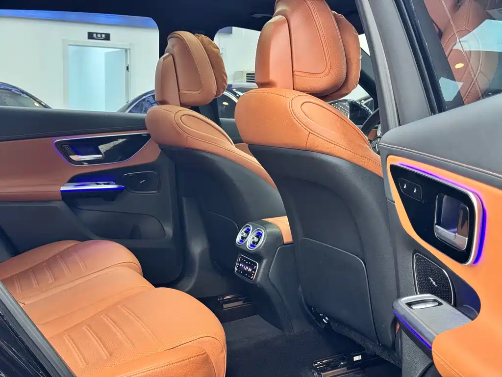 Mercedes-Benz GLC — миниатюра 19