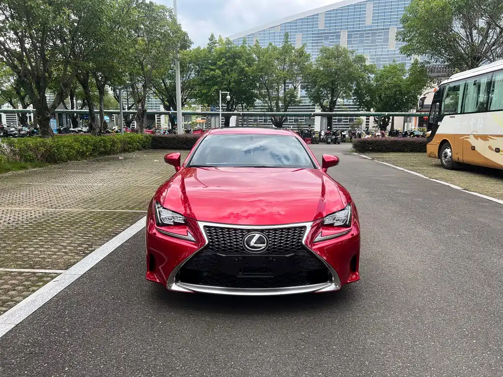 Lexus RC — миниатюра 2