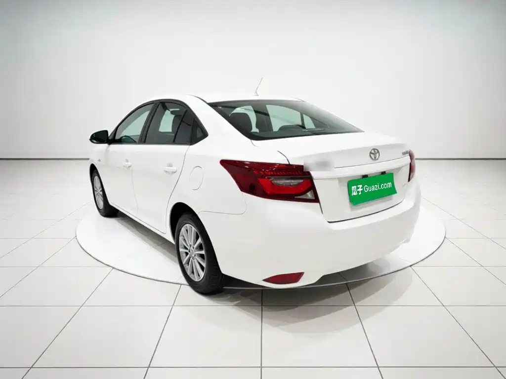 Toyota Vios — миниатюра 4