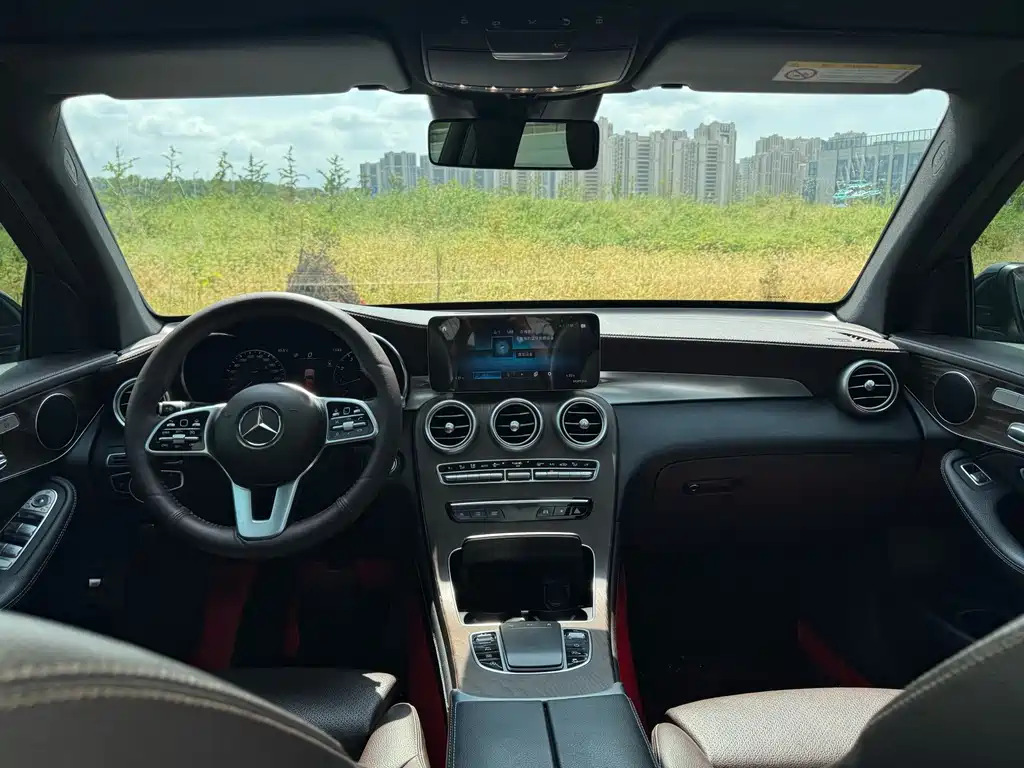 Mercedes-Benz GLC — миниатюра 8