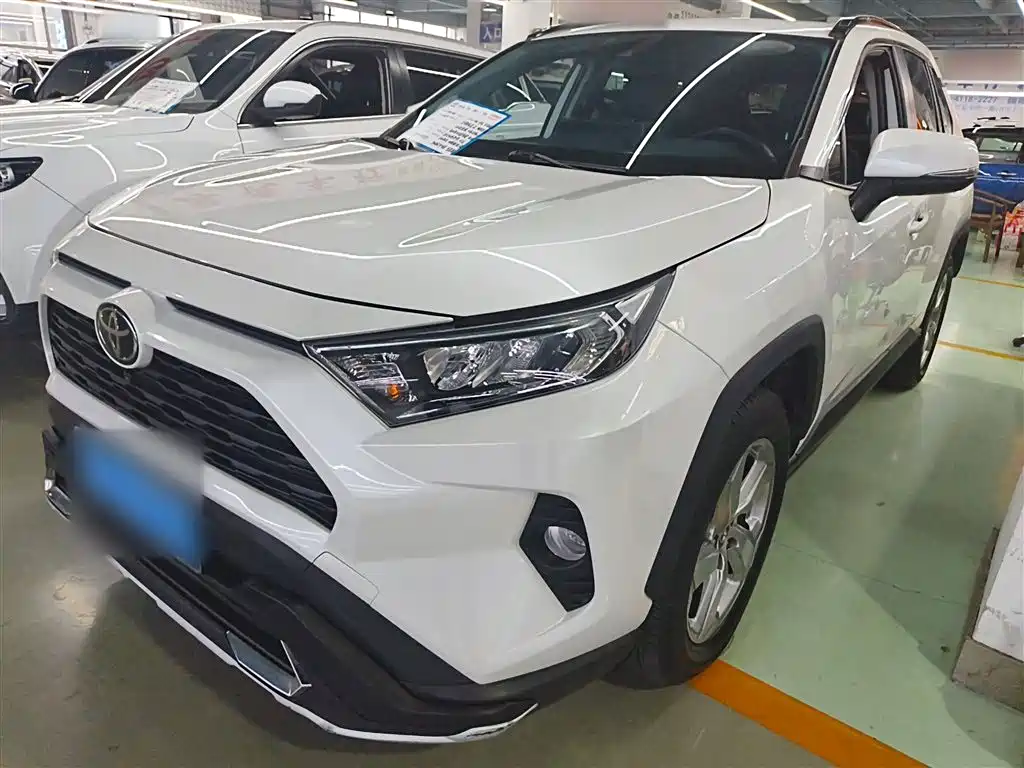 Toyota RAV4 2021