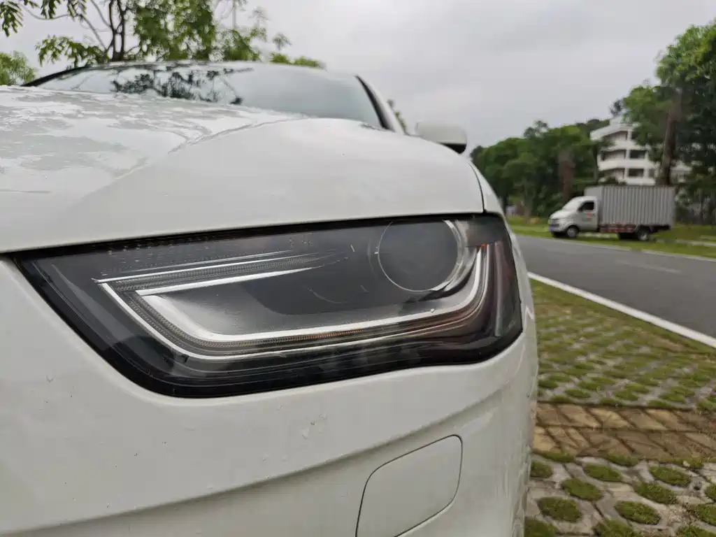 Audi A4L 2013 35 TFSI AT