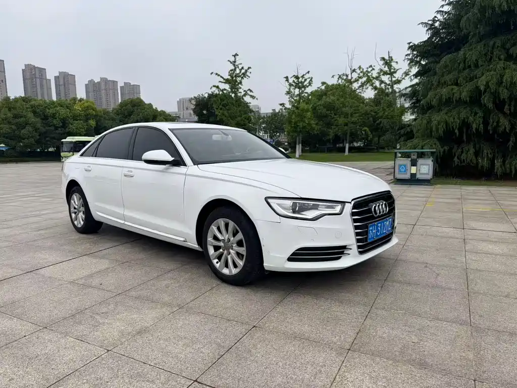 Купить Audi A6L