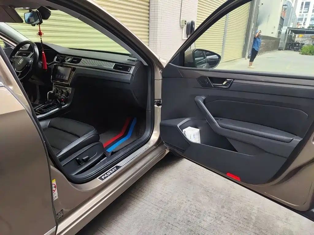 Volkswagen Passat — миниатюра 18