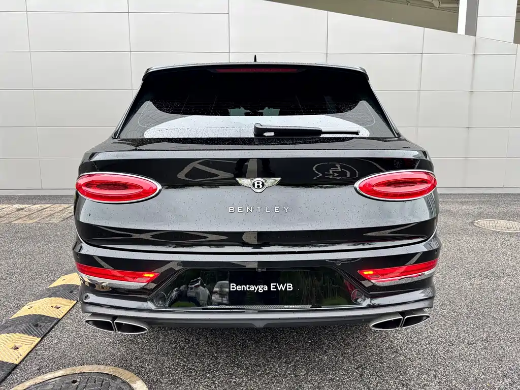 Bentley Bentayga — миниатюра 4