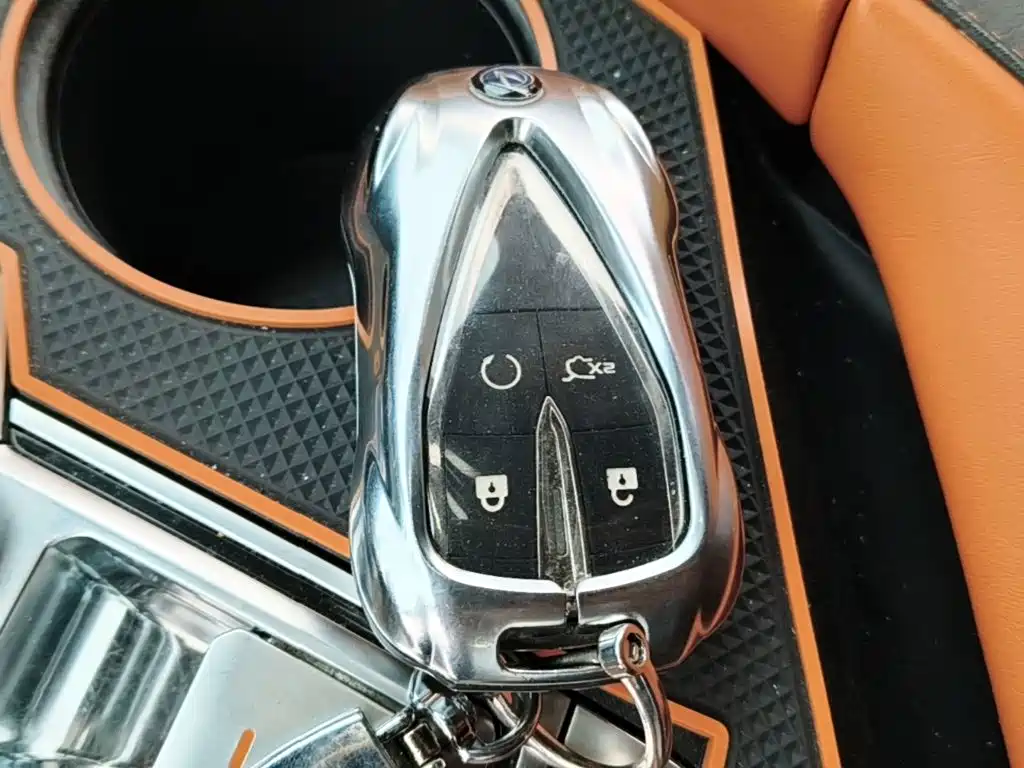 Changan UNI-V iDD — миниатюра 9