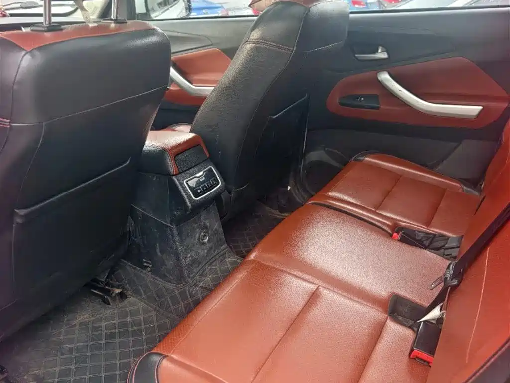 BAIC S3 2016 S3L 1.5L MT Premium