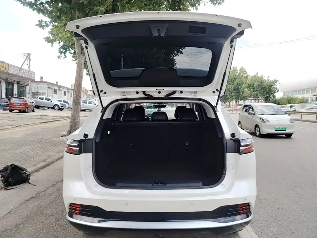 Roewe D5X DMH — миниатюра 19