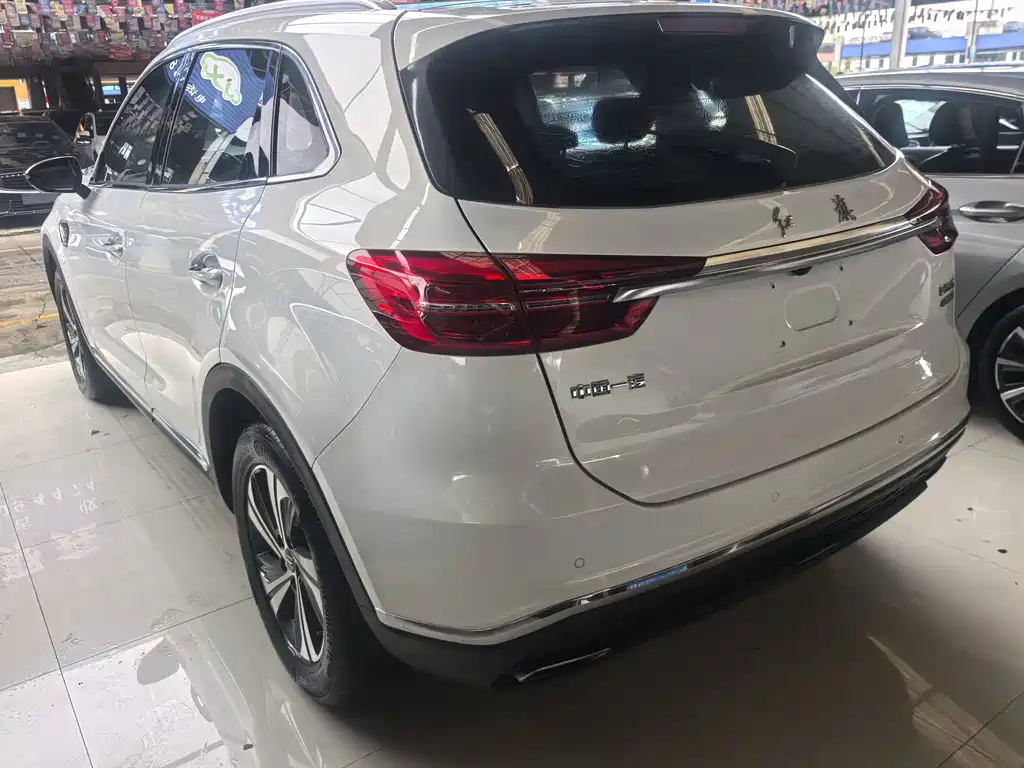 Hongqi Hongqi HS5 — миниатюра 10