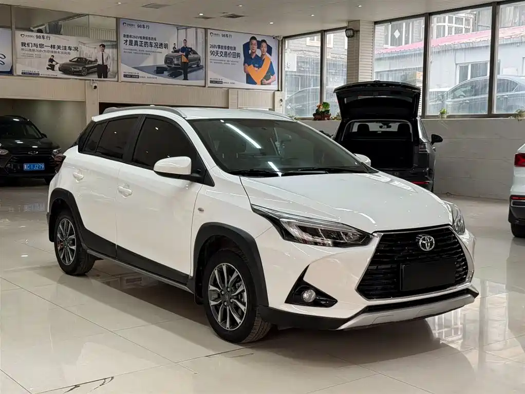 TOYOTA YARIS L ZHIXUAN