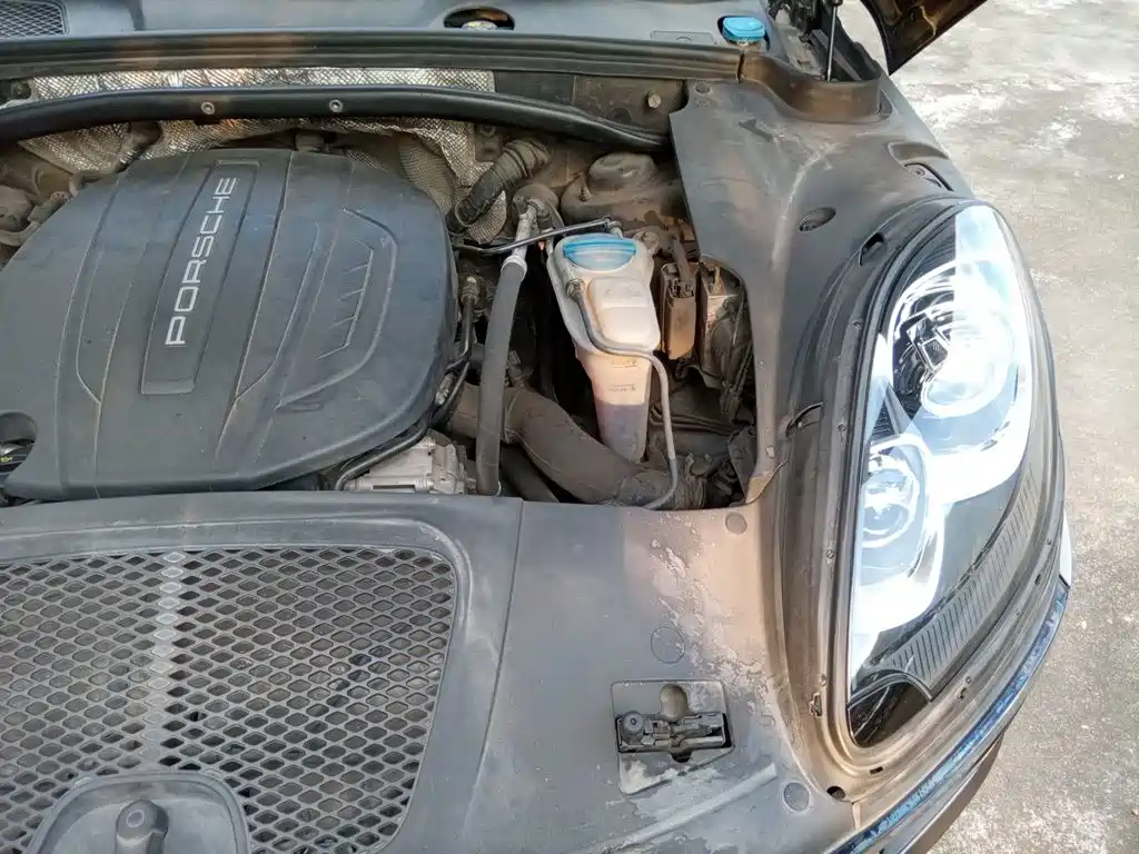 Porsche Macan — миниатюра 21