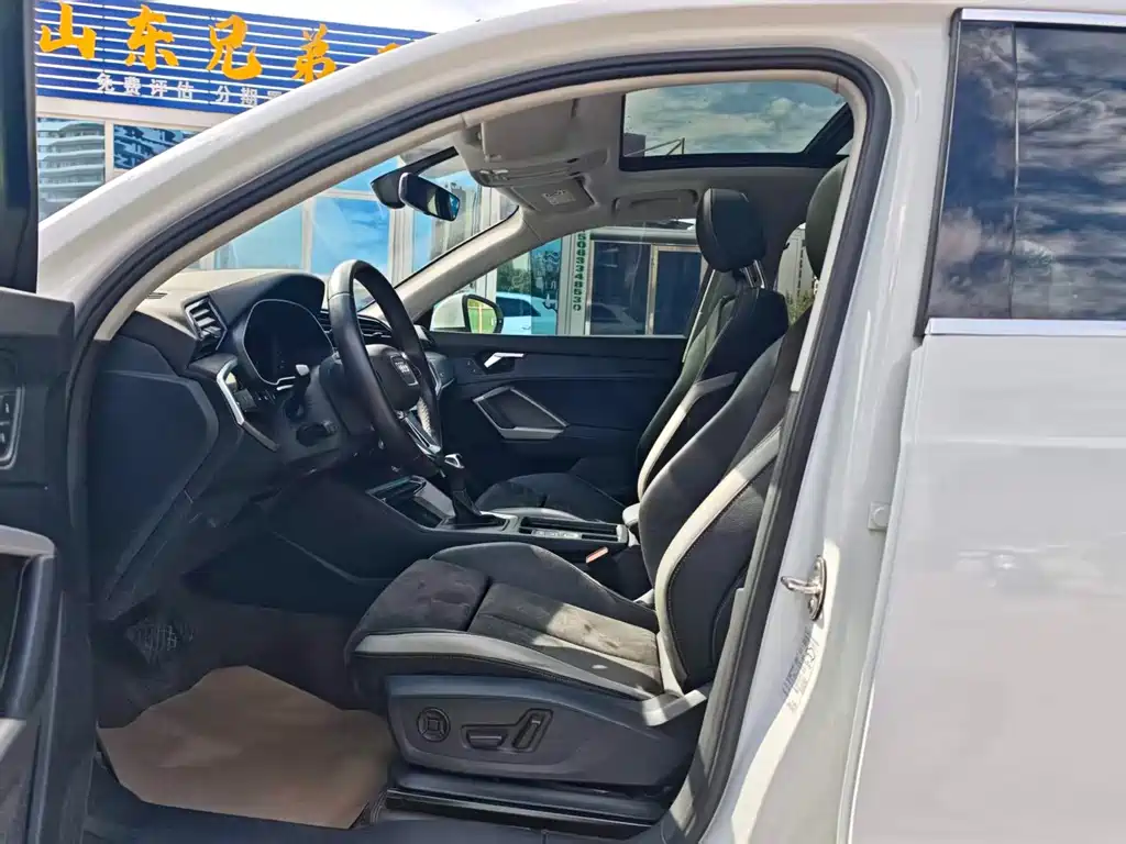 Audi Q3 — миниатюра 8