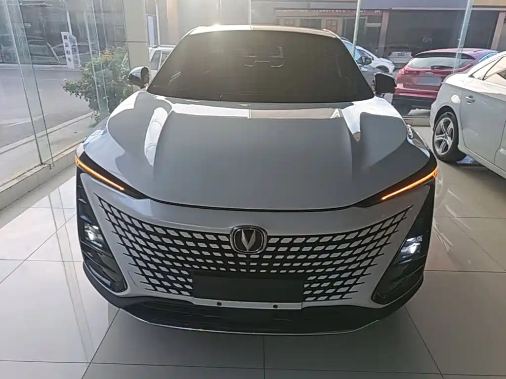 Changan UNI-T — миниатюра 3