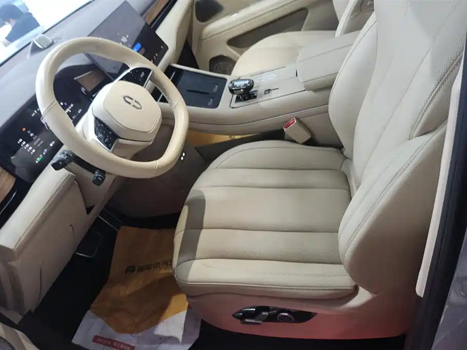 Aito M7 2024 1.5T Smart Drive Max 5 мест