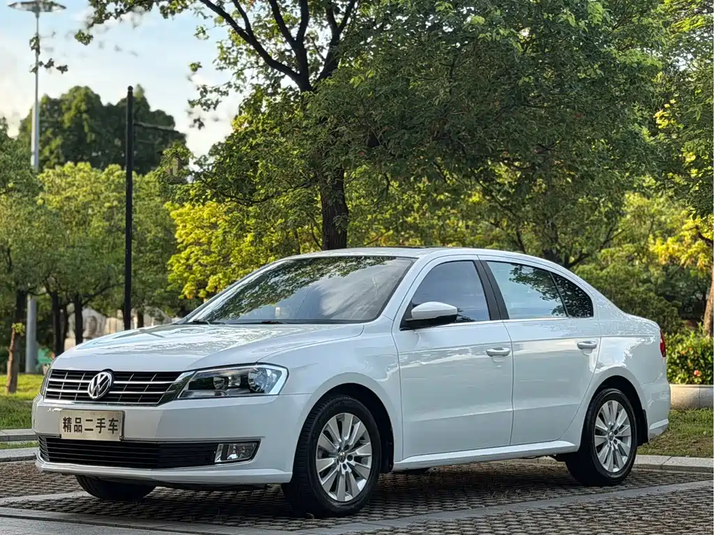 Volkswagen Lavida 2013 1.6L AT Comfort