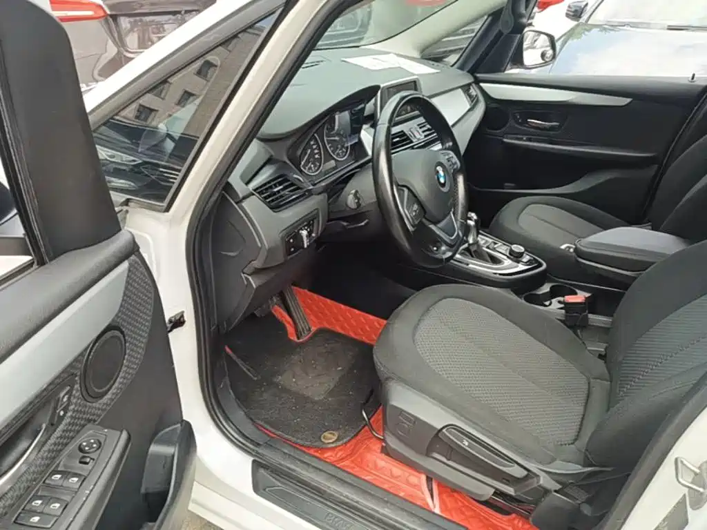 BMW 2 Series Gran Tourer — миниатюра 16