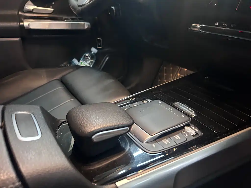 Mercedes-Benz GLB — миниатюра 9