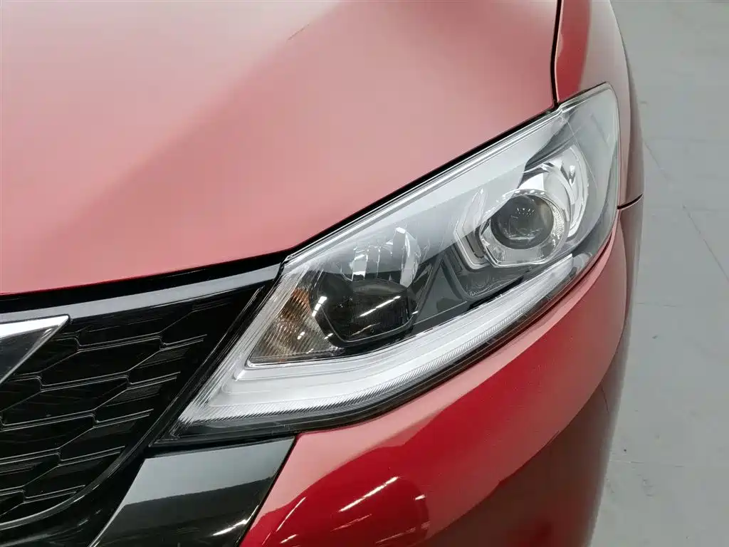 Nissan Tiida 2021 1.6L CVT