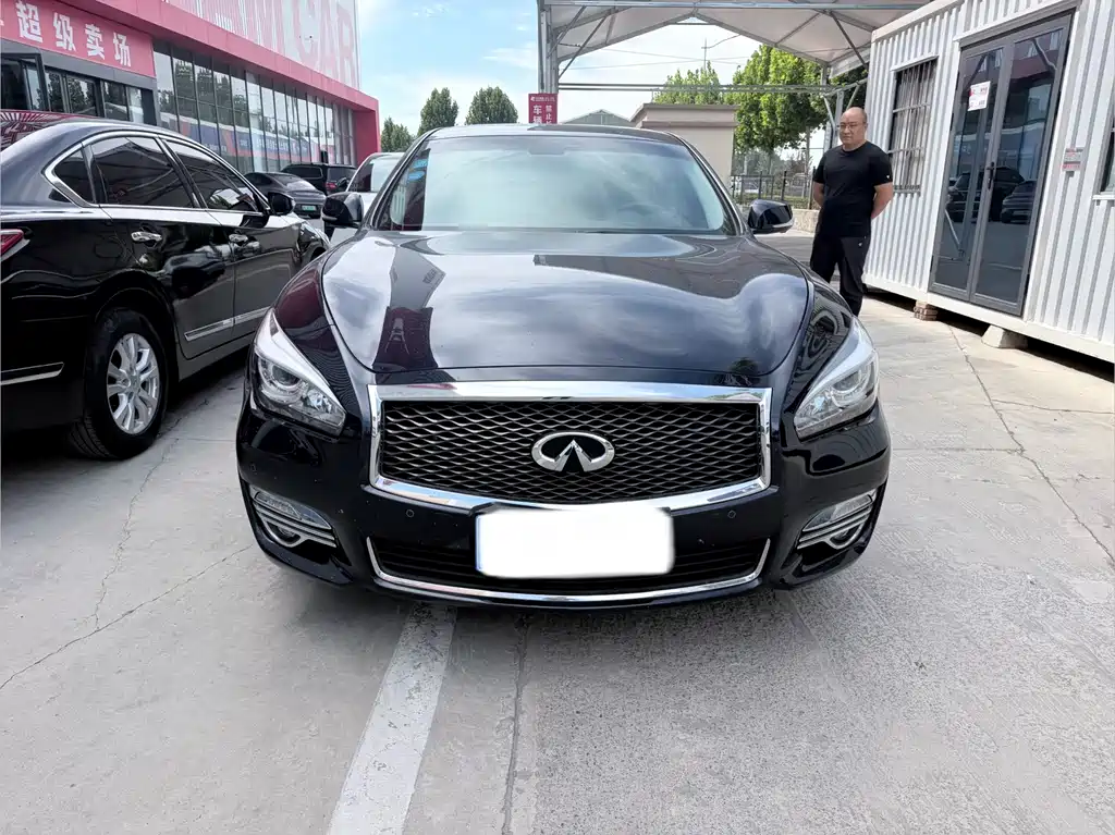 Infiniti Q70 — миниатюра 2