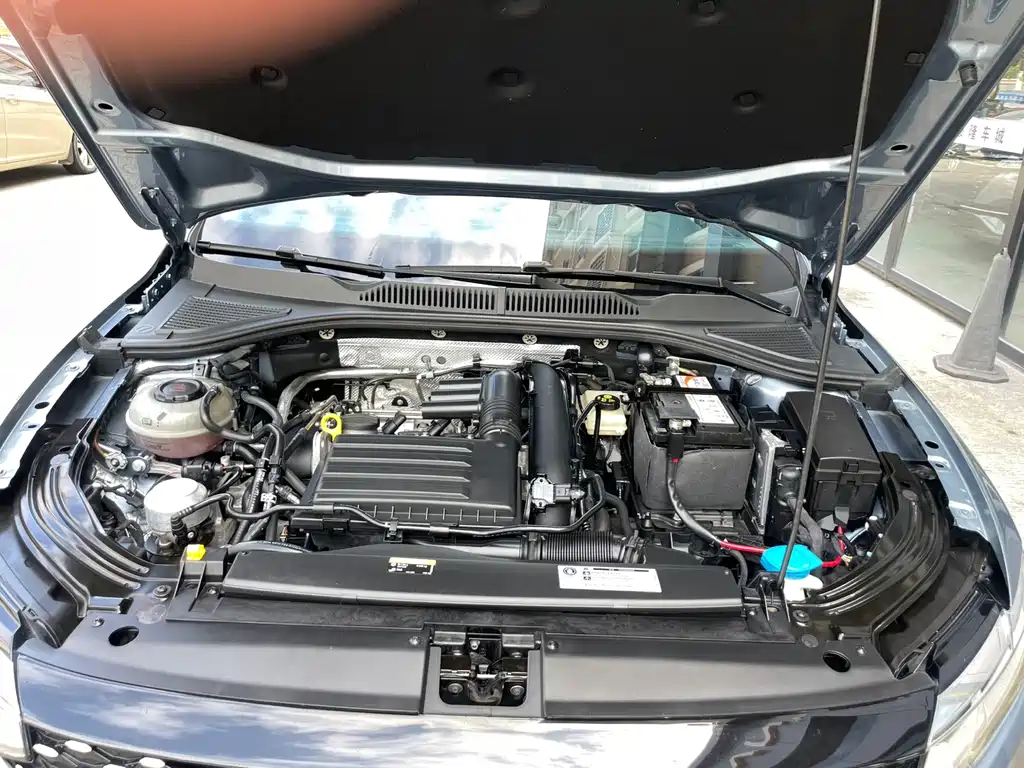 Volkswagen Lavida — миниатюра 13