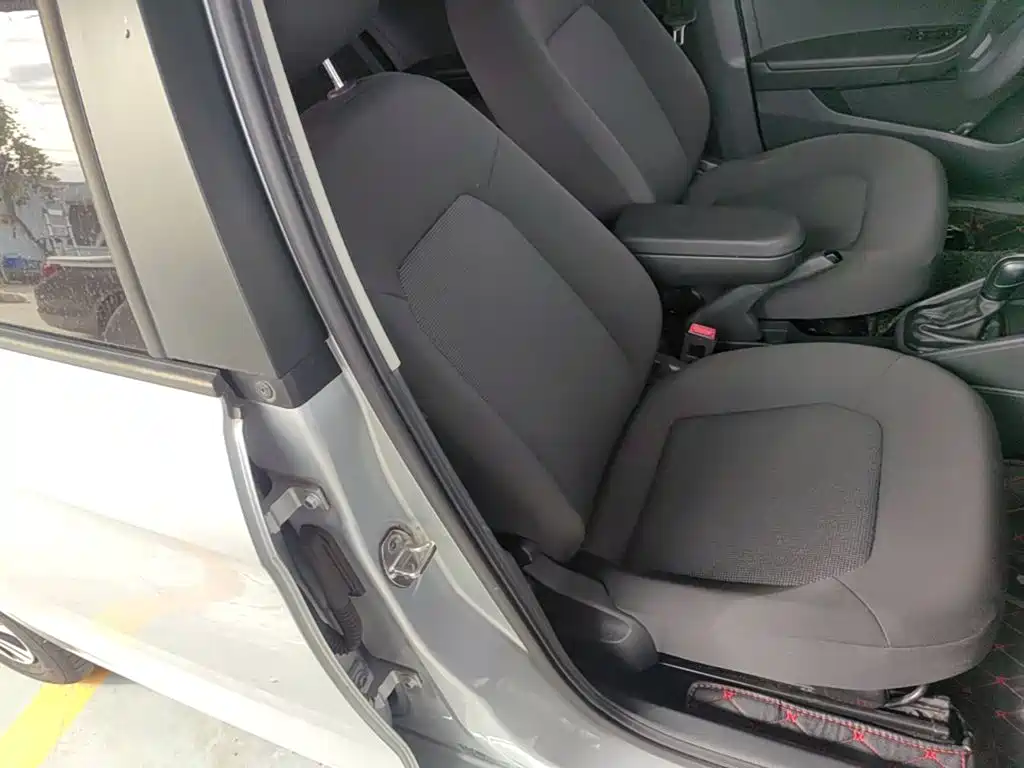 Volkswagen Jetta — миниатюра 25
