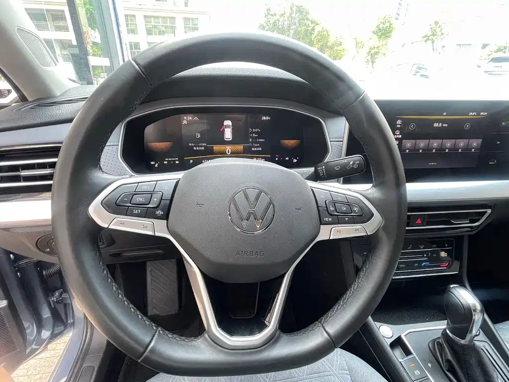 Volkswagen Lavida — миниатюра 11