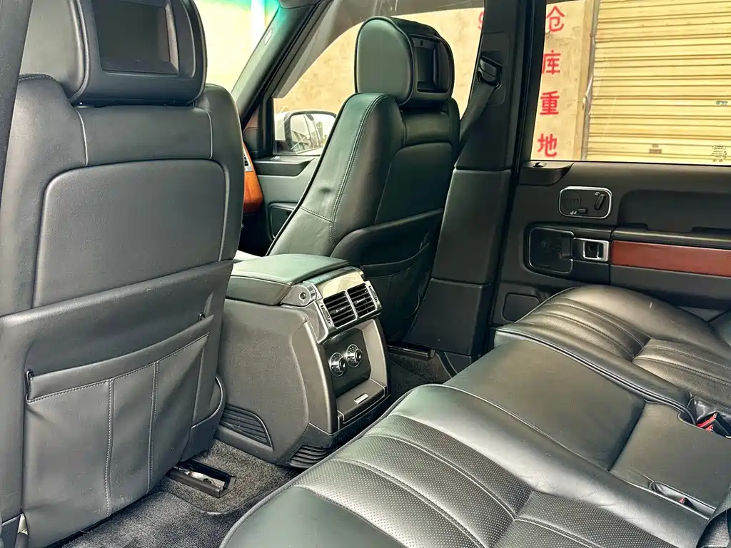 Land Rover Range Rover — миниатюра 9