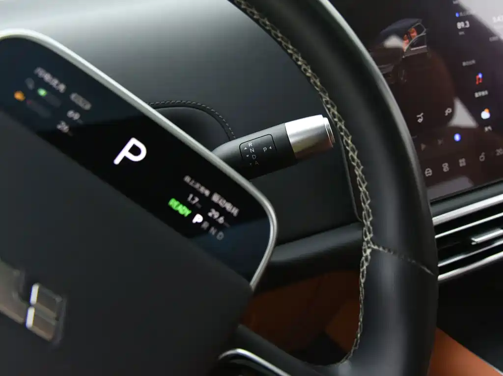 Li Auto Li L9 — миниатюра 11