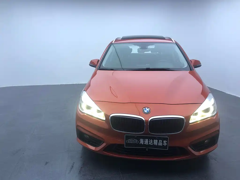 BMW 2 Series Active Tourer — миниатюра 2