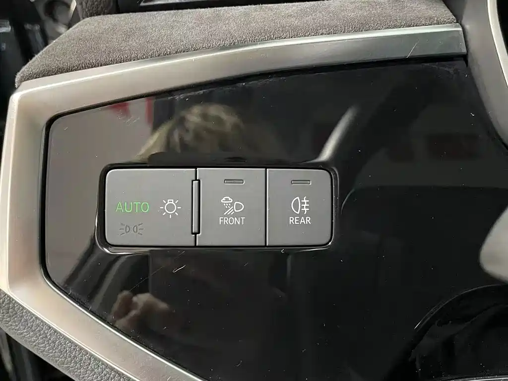 Audi Q3 — миниатюра 12