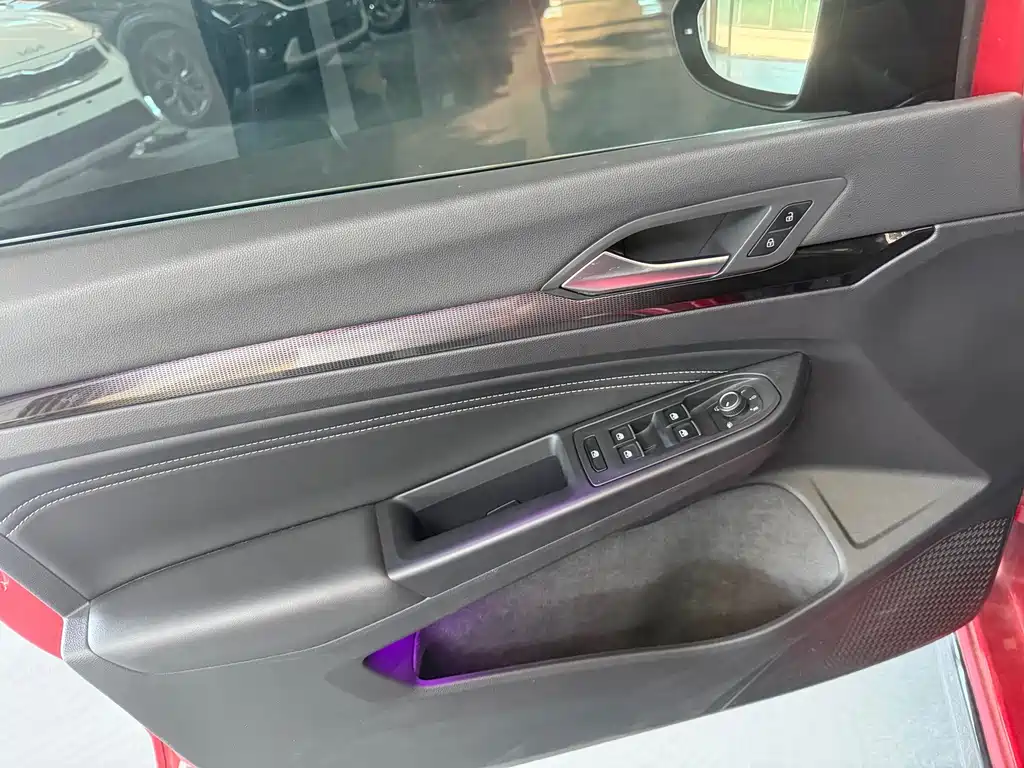 Volkswagen Golf — миниатюра 13