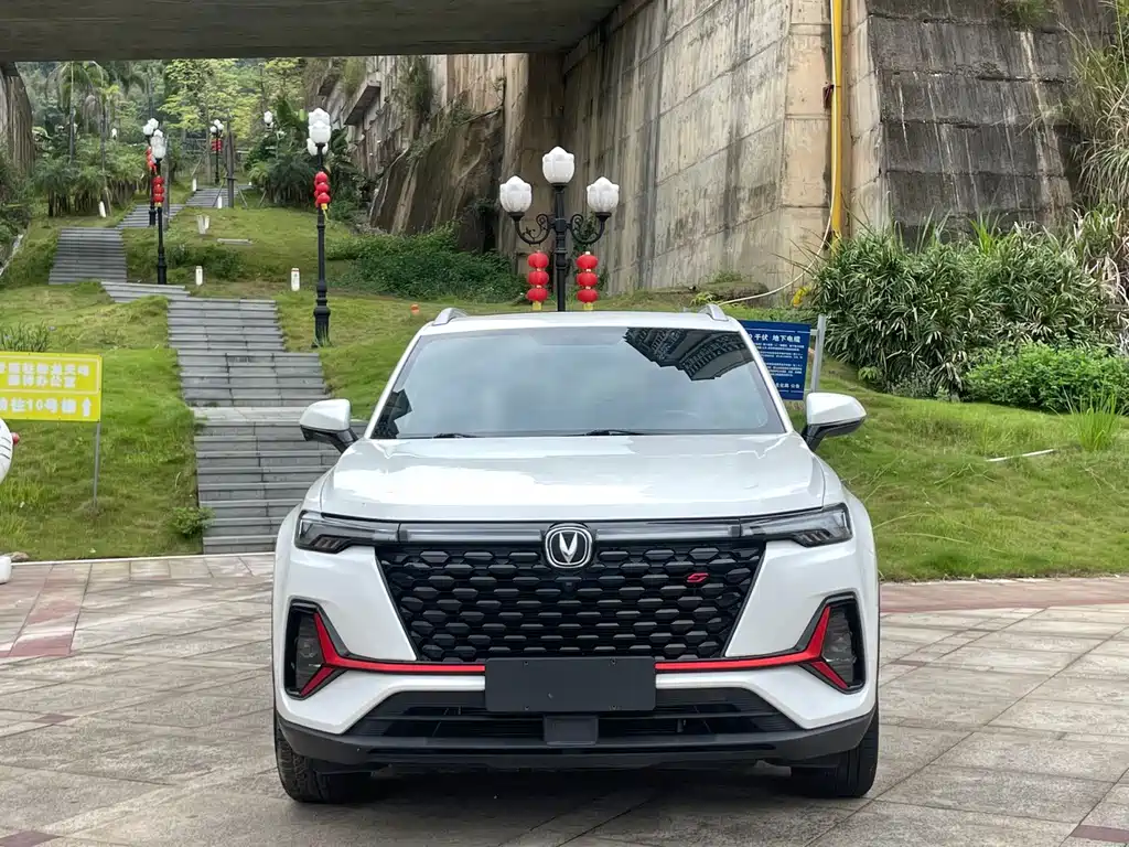 Changan CS35PLUS — миниатюра 2