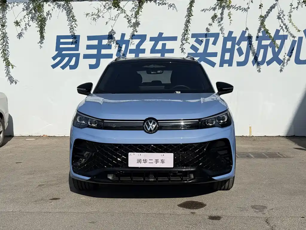 Volkswagen Tiguan L — миниатюра 2